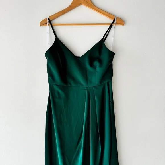 Lulu’s - Reinette Wrap Style Cocktail Dress in Dark Green - Picture 5 of 7